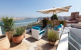 Lau 04 Kasbah Sea View